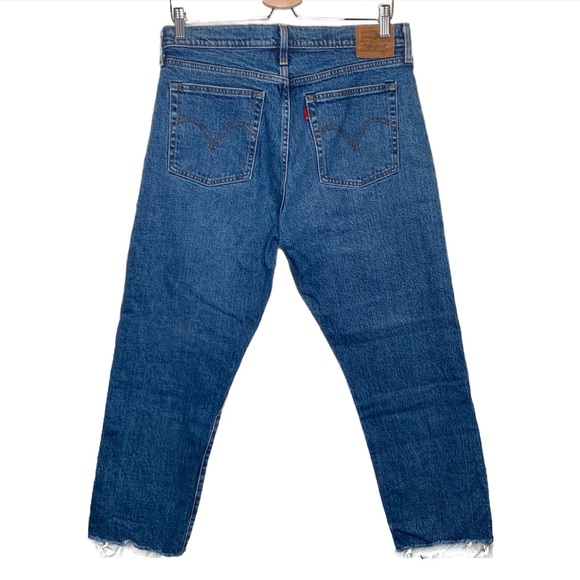 Levi's Denim - Levis quality denim wedgie straight raw hem crop jeans 31